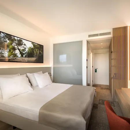 Hotel Eden
