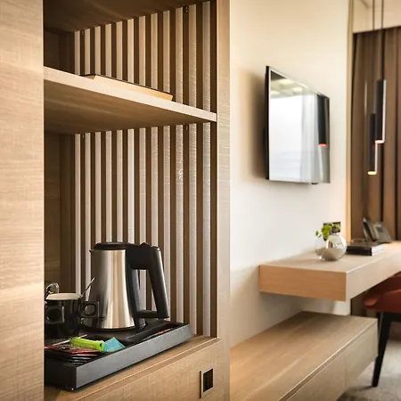 Hotel Eden 4*
