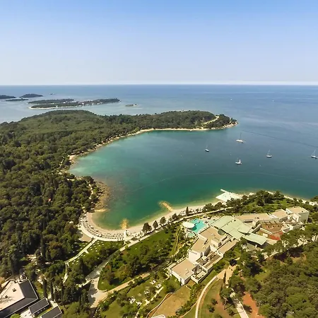 ホテル Eden By Maistra Collection