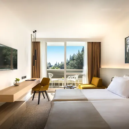 ホテル Eden By Maistra Collection