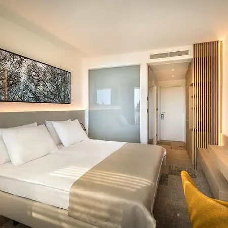 Eden Hotel