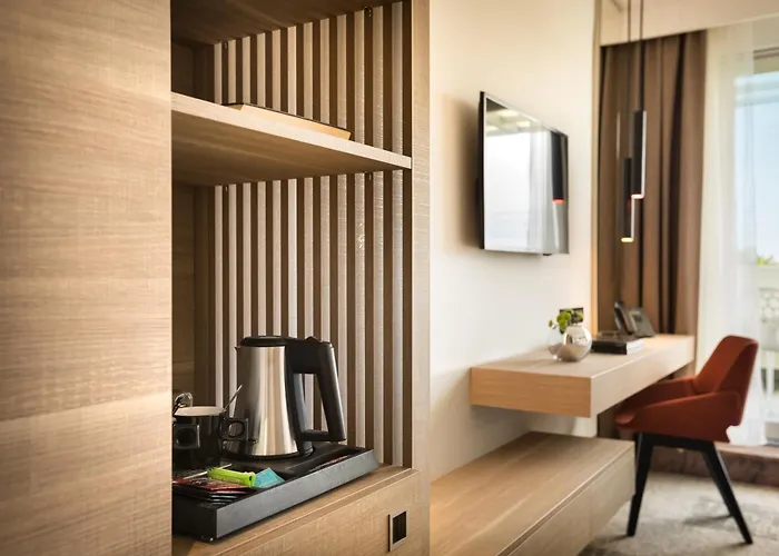 Hotel Eden By Maistra Collection 4*