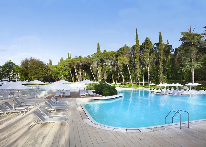 Eden By Maistra Collection 4*